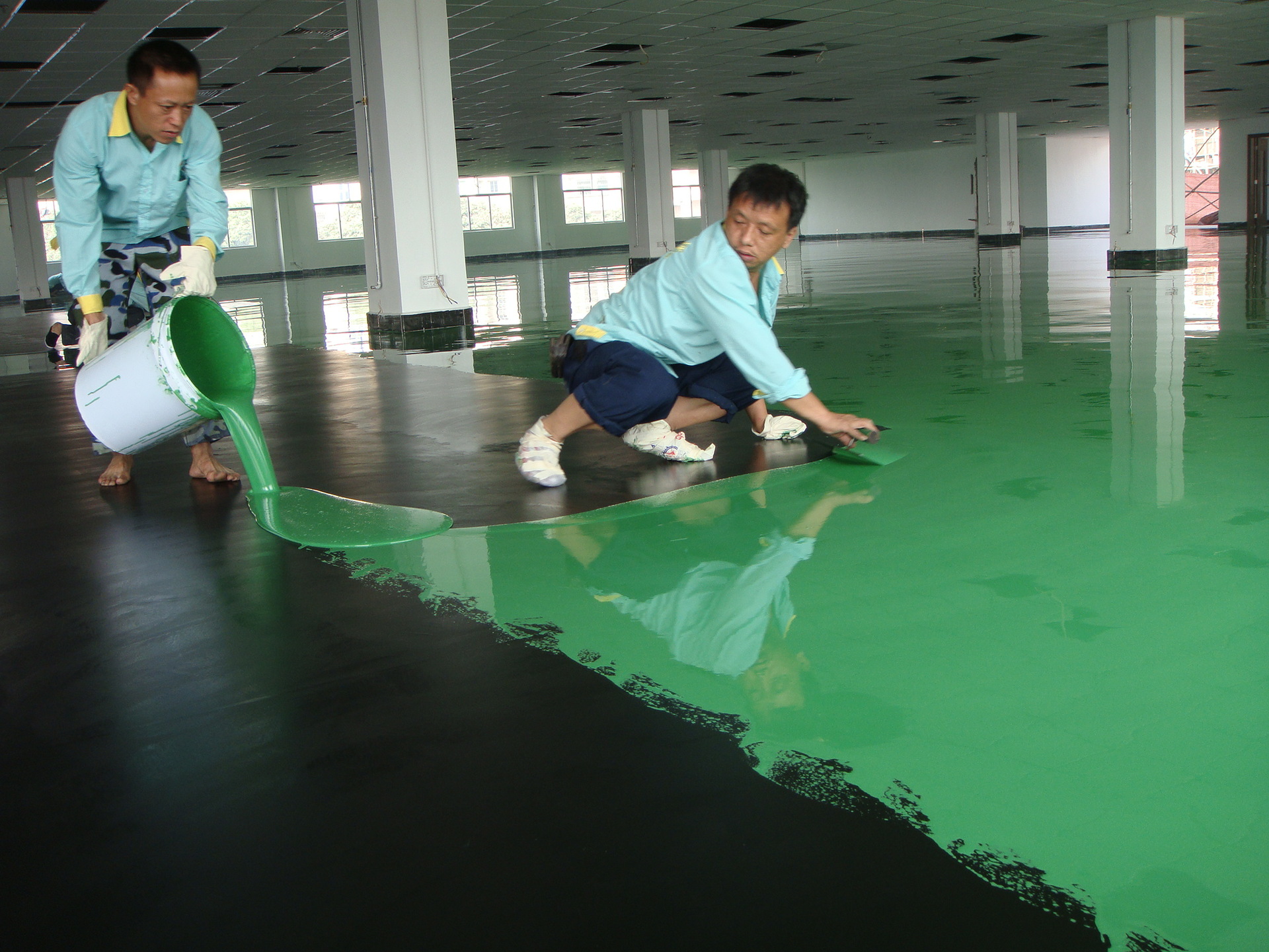 厦门环氧自流平建材选购应考虑到哪些问题